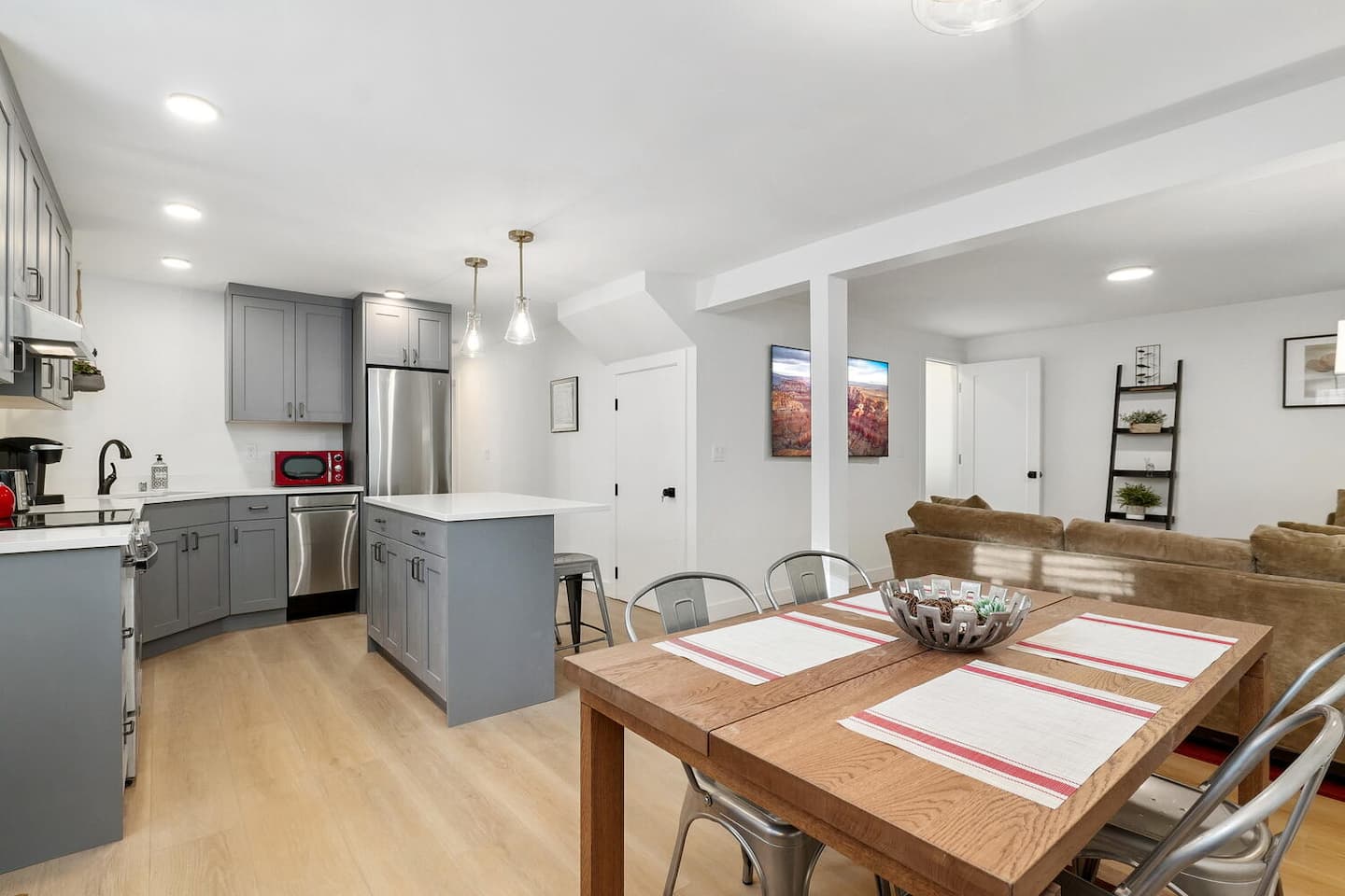 Fully Remodeled, near UW & Children’s Orthopedic