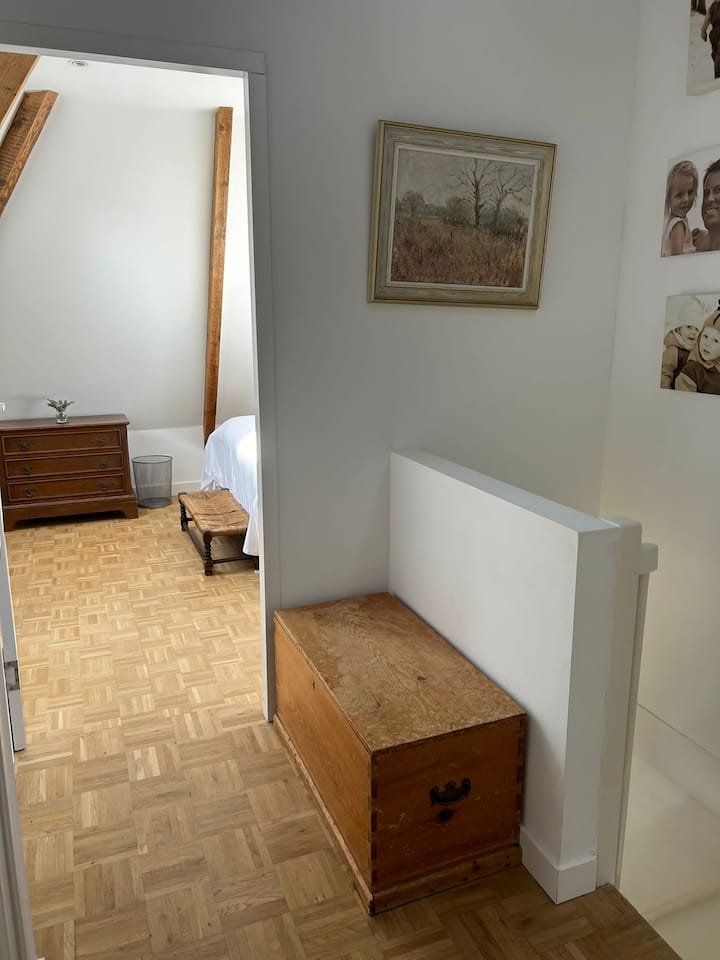 נחיתה בקומה השנייה