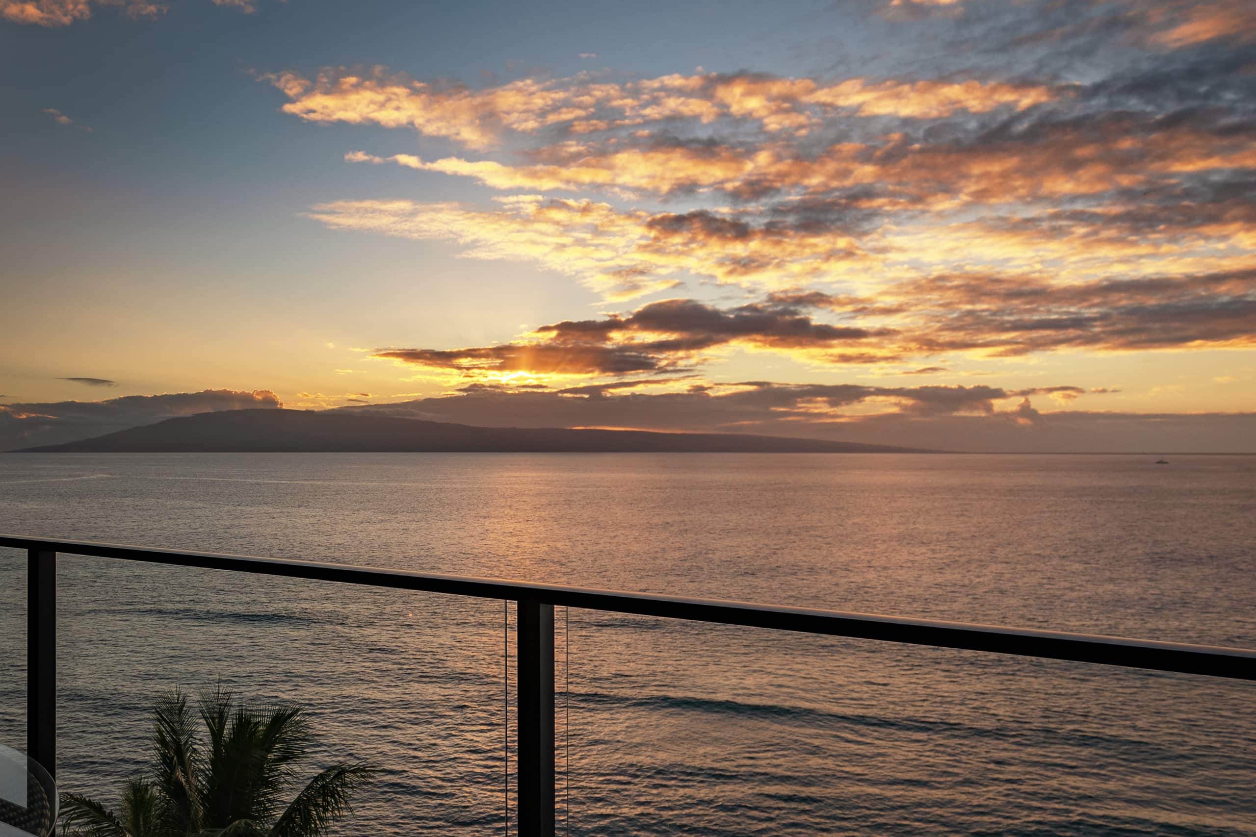 Condo in Lahaina · ★4.94 · 1 bedroom · 2 beds · 2 baths - Image 15