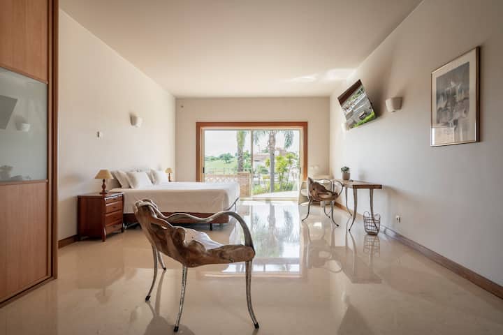 Mastersuite 1 (superkingsize bed)