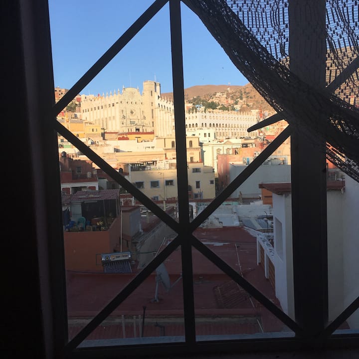 Pamje nga Universiteti Guanajuato
