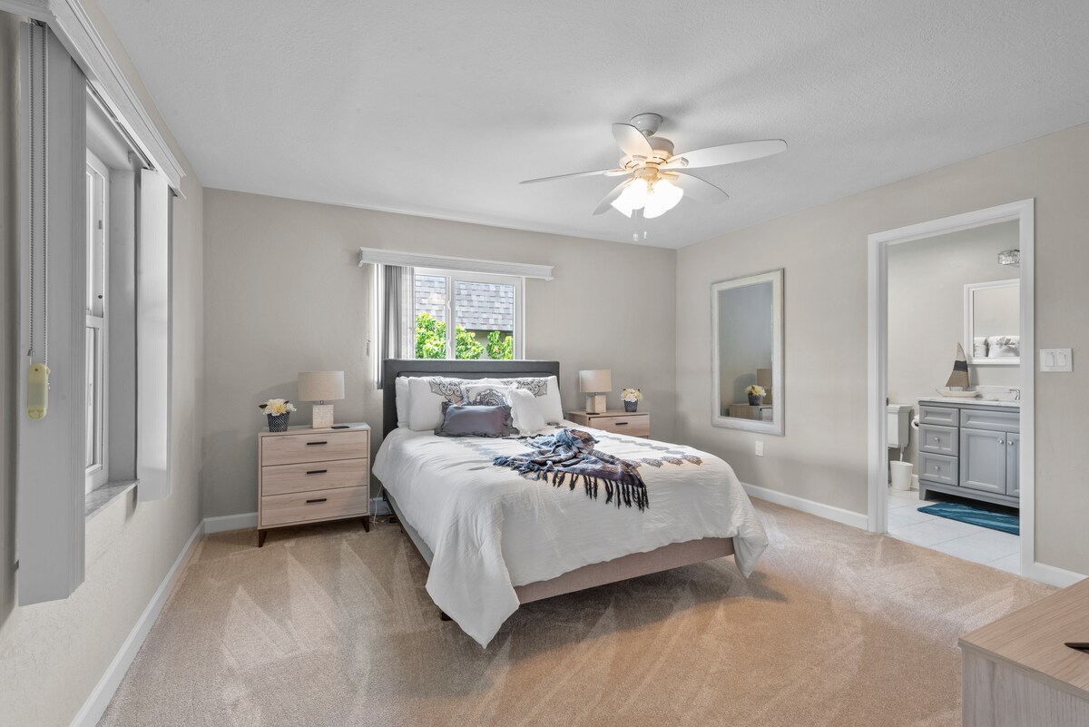 Главна спалня. Двойно легло.