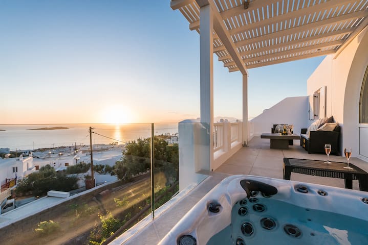 D’Angelo Hilltop Oasis in Town