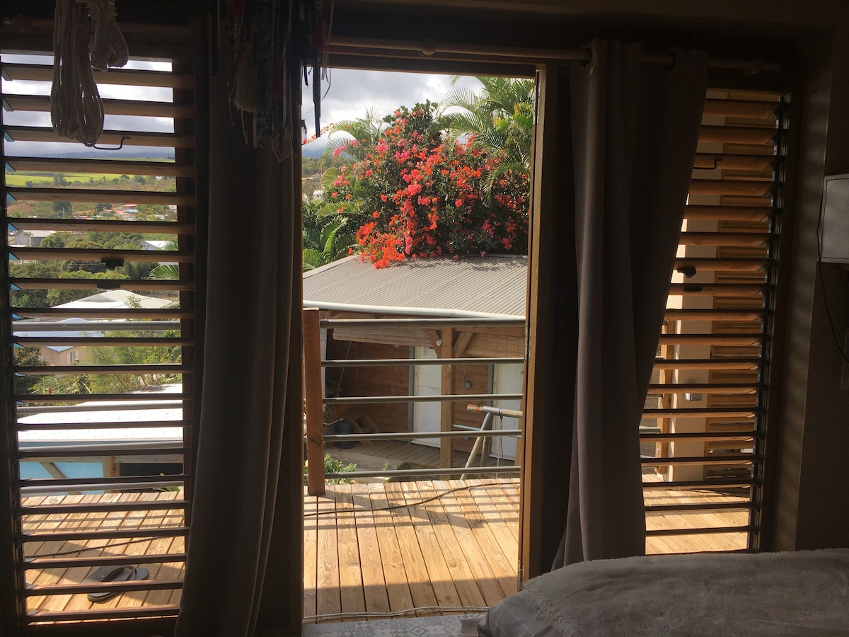 ทางออกไปยังห้องโถง