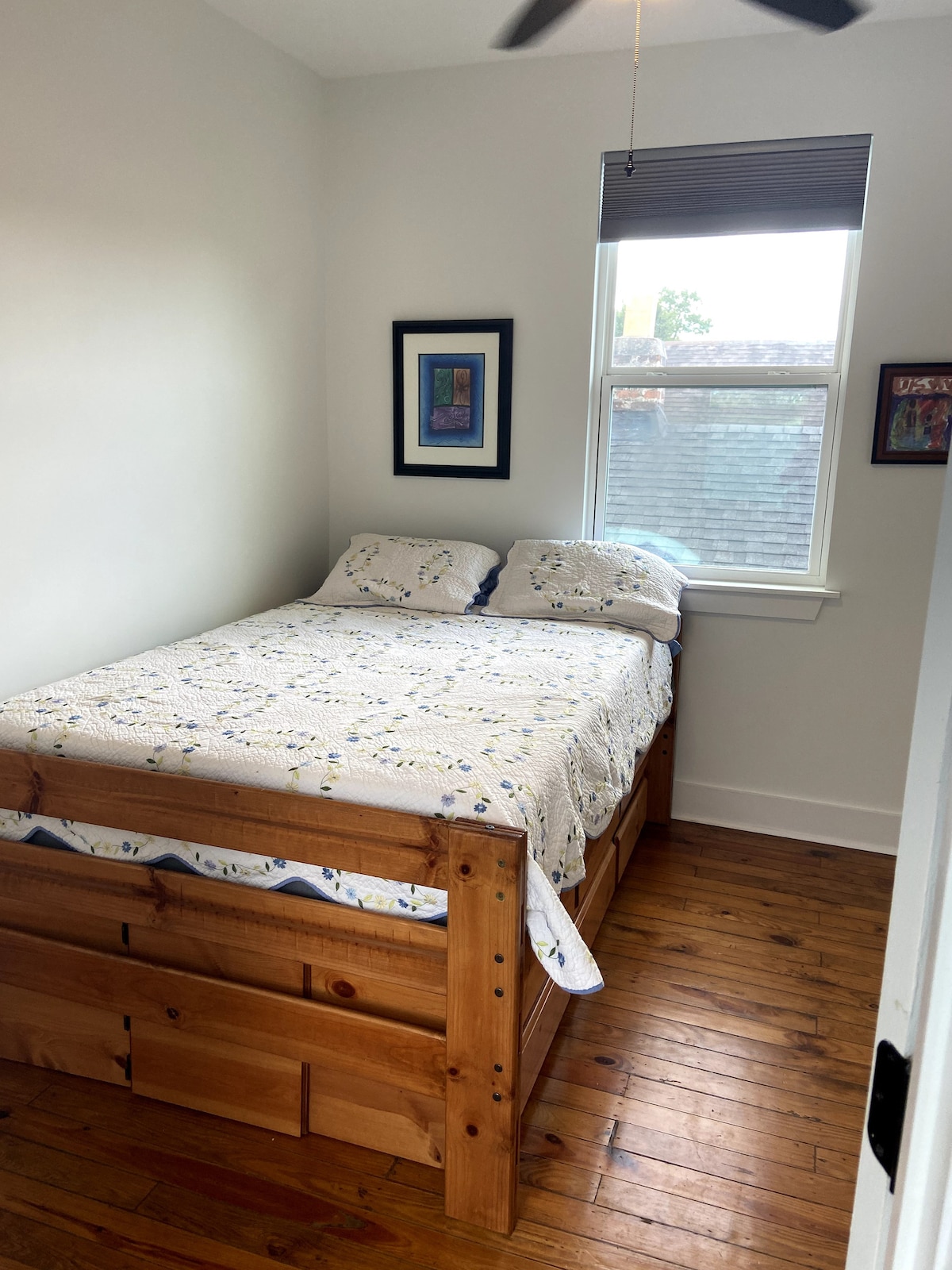 ห้องนอนกลางได้รับเครื่องปรับอากาศมากที่สุดหากคุณชอบความหนาวเย็นสำหรับการนอนหลับ!