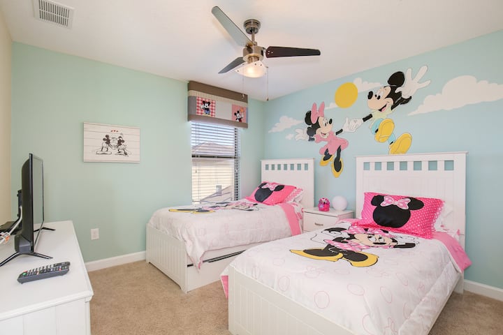 UL Minnie Room - Dy krevate dopio, një me Trundle.