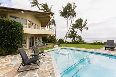 Oceanfront w/pool;surf beach! (Hale Kahoa Annex)