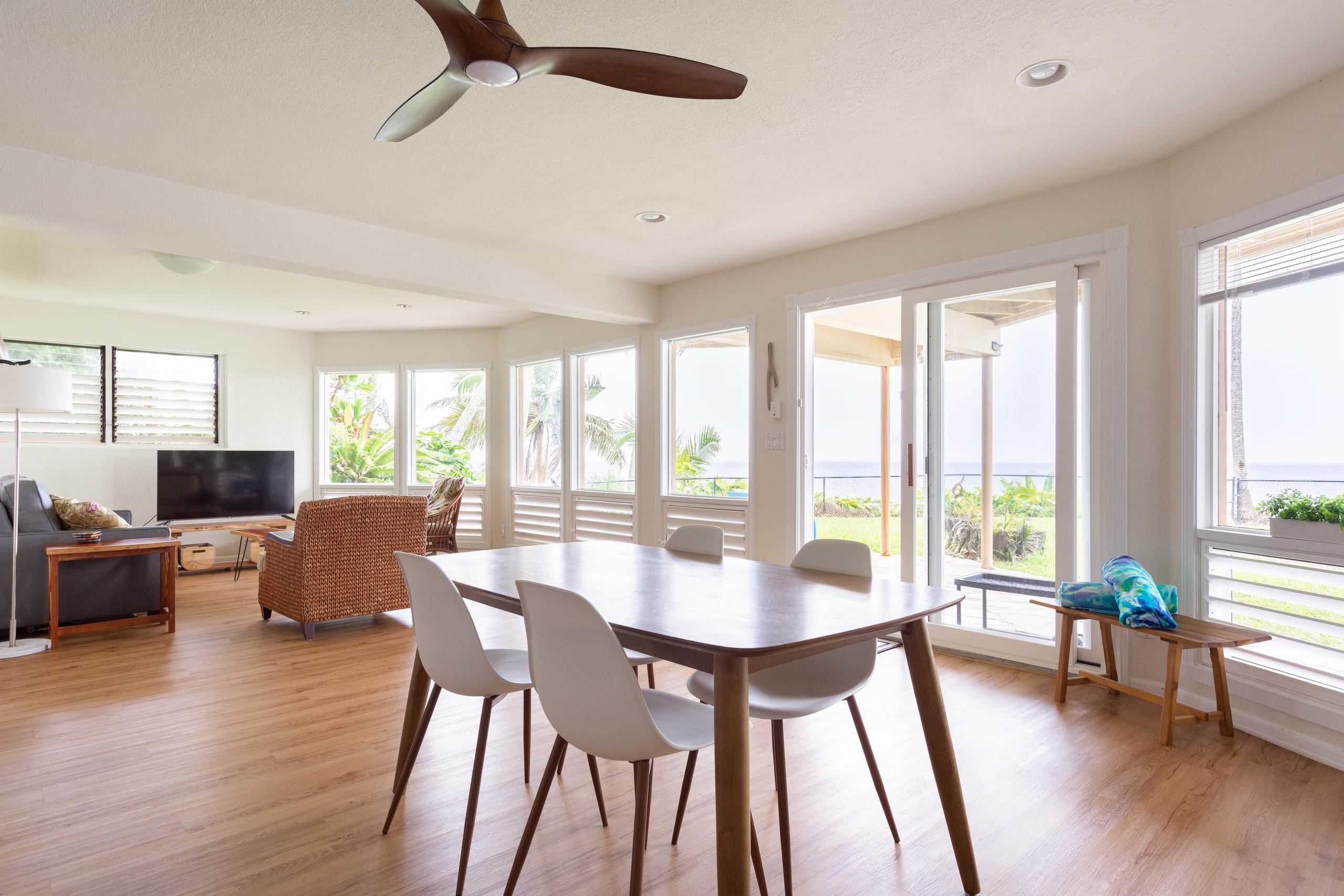 Oceanfront w/pool;surf beach! (Hale Kahoa Annex) - Image 17