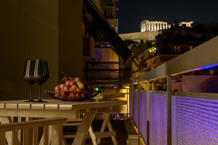 Acropolis Grand Apartment gallery image 3