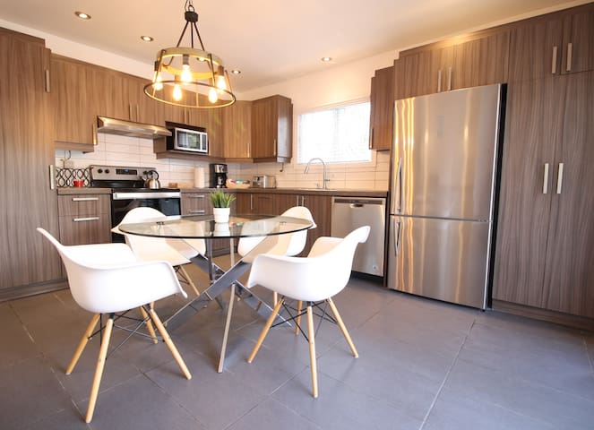 Luxueux – deco moderne, Rosemont 3 chambres