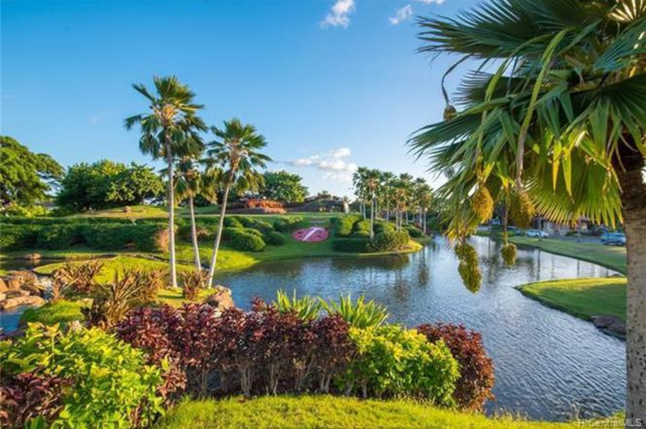 Condo in Kapolei · ★5.0 · 3 bedrooms · 5 beds · 3 private baths - Image 84