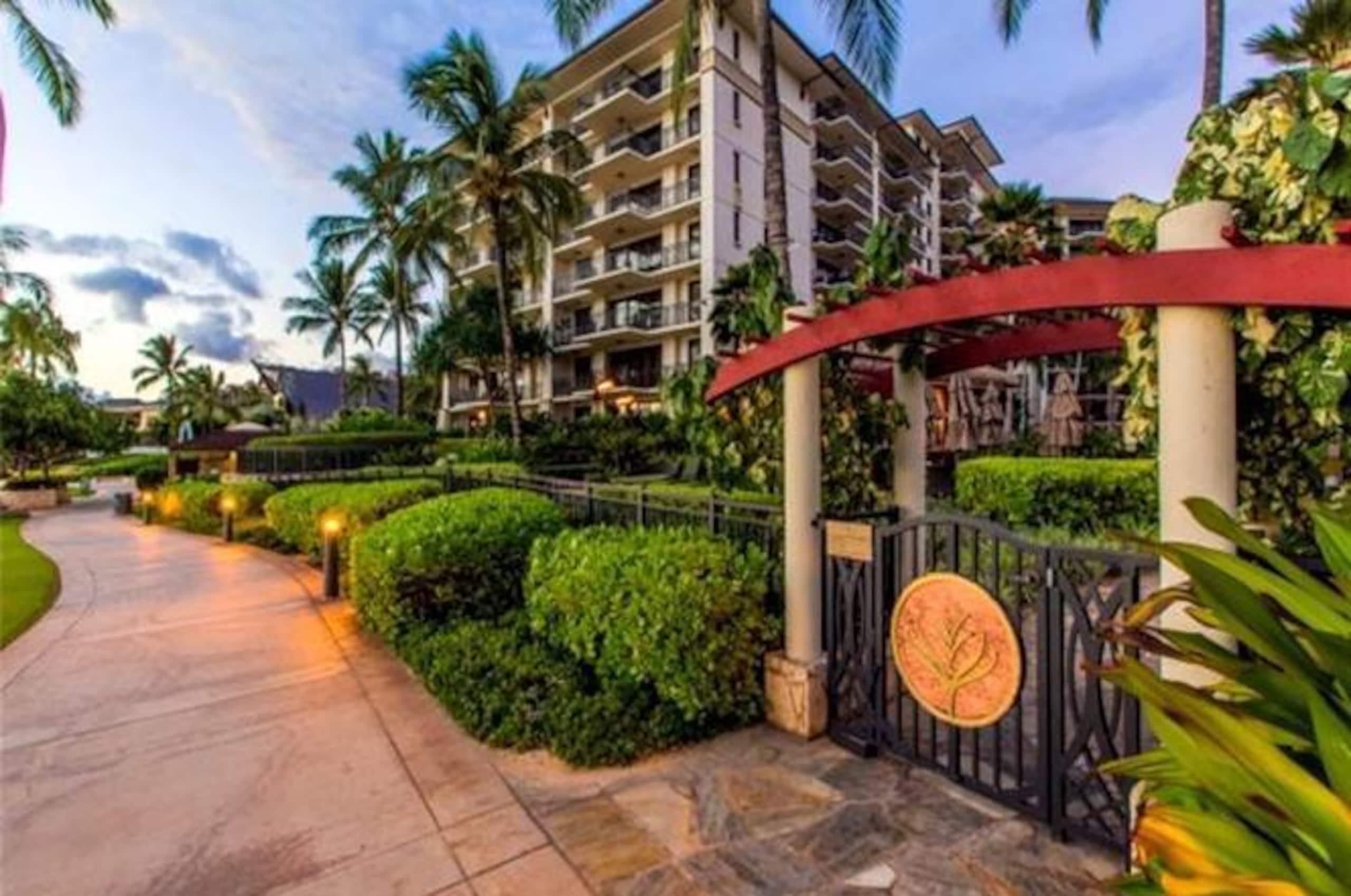 Condo in Kapolei · ★5.0 · 3 bedrooms · 5 beds · 3 private baths - Image 50