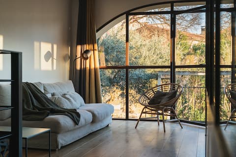 Loft en Provence: Calm, Vue et Jardin Perché