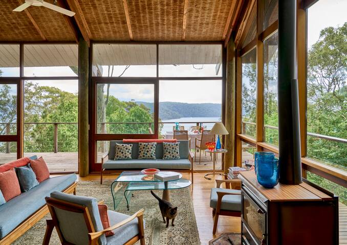 Panoramic Water Views in Treetop Luxury gallery image 3