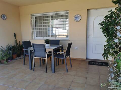 A house with Alma:  rest, no crowds.