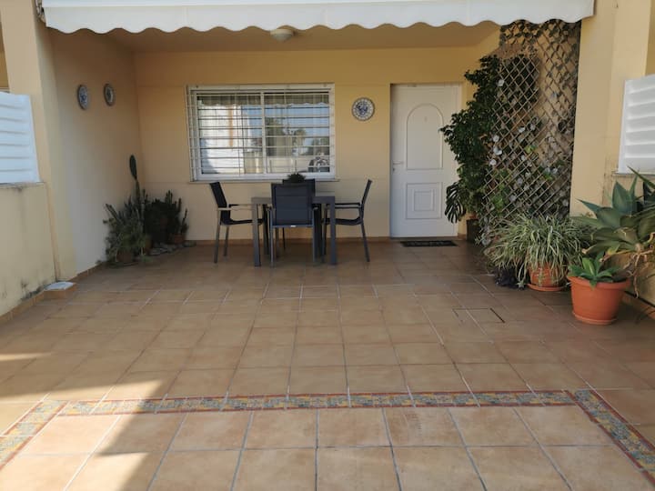 A house with Alma: rest, no crowds.