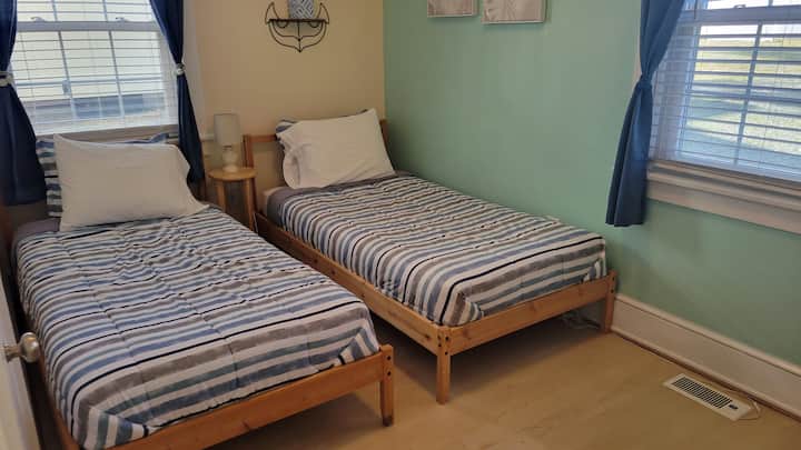 2nd Bedroom A