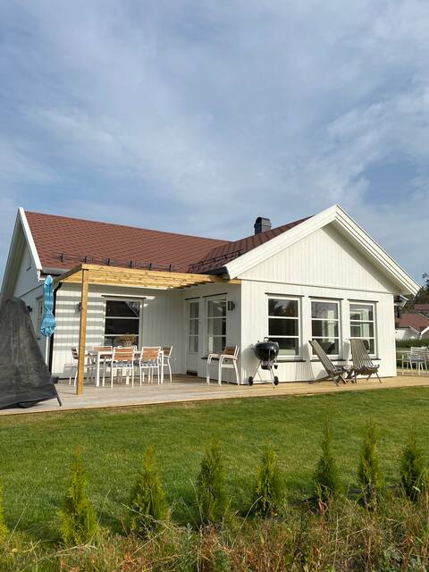 Holiday paradise in Stavern with pool and two bathrooms.