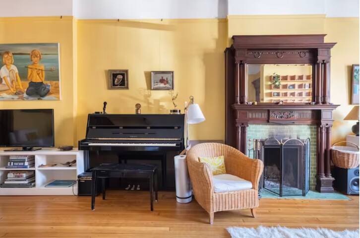 Classic Park Slope Brownstone. A gem. 4 BR, WBFP gallery image 3