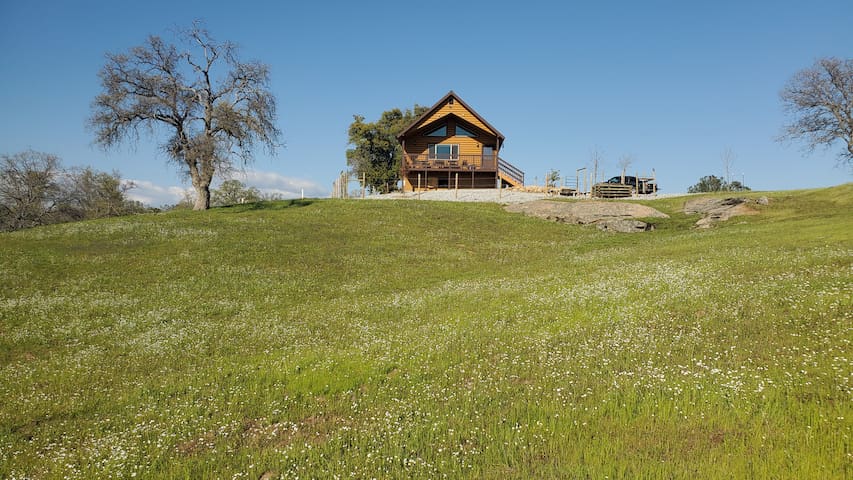 Hafkey Cabin Escape 1 near Yosemite National Park