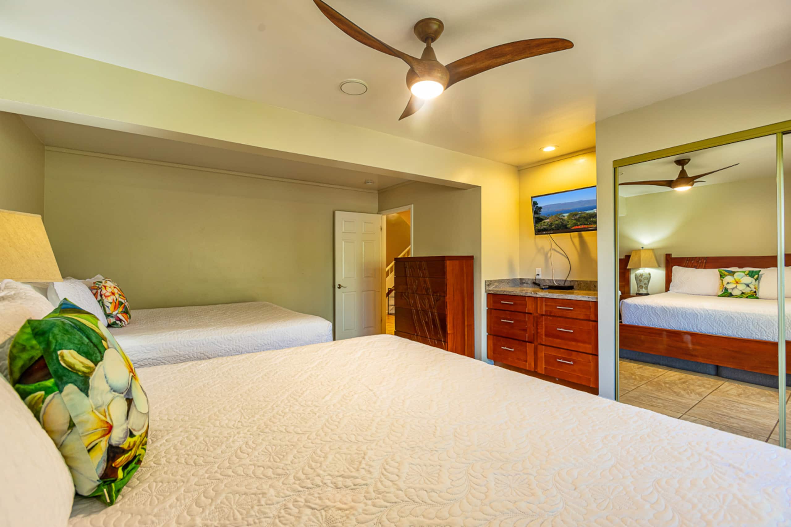Condo in Wailea · ★4.94 · 2 bedrooms · 4 beds · 3 private baths - Image 8