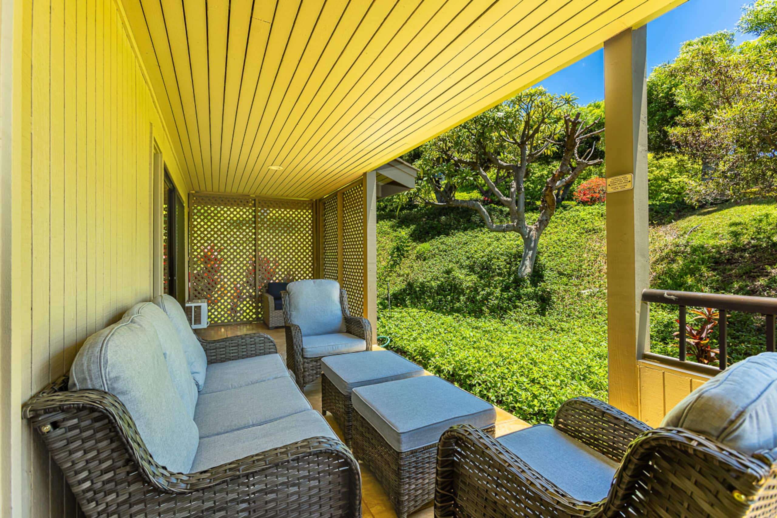 Condo in Wailea · ★4.94 · 2 bedrooms · 4 beds · 3 private baths - Image 13