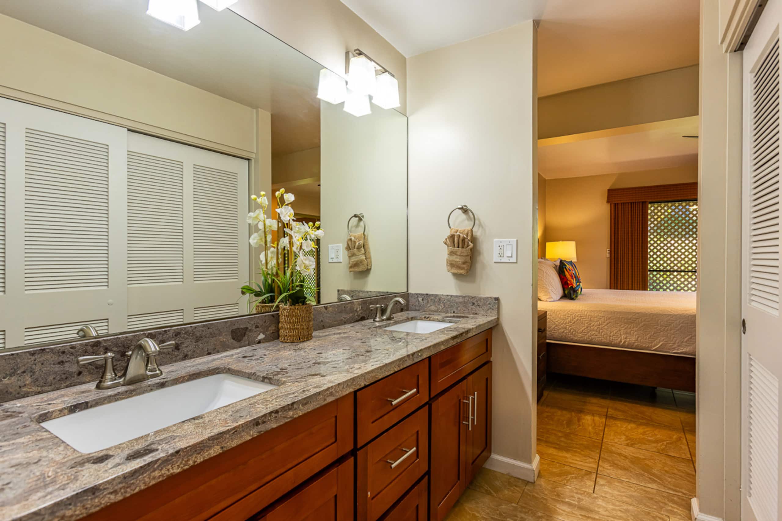 Condo in Wailea · ★4.94 · 2 bedrooms · 4 beds · 3 private baths - Image 10