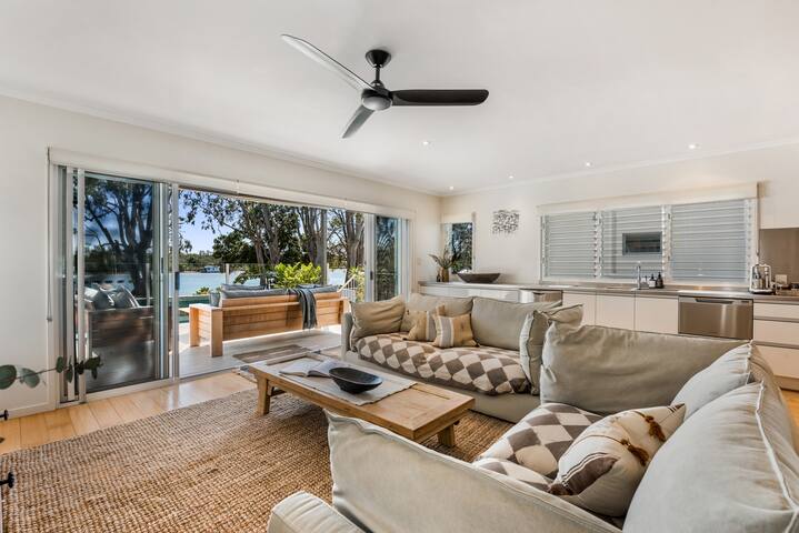 River House on the Esplanade gallery image 4