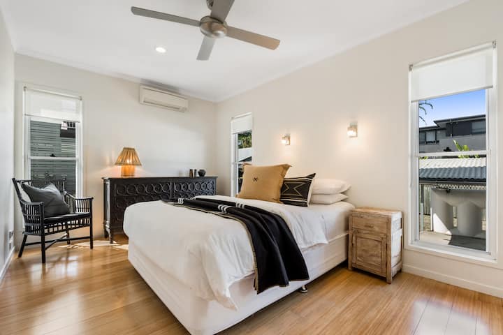 Guest bedroom three (lower level)