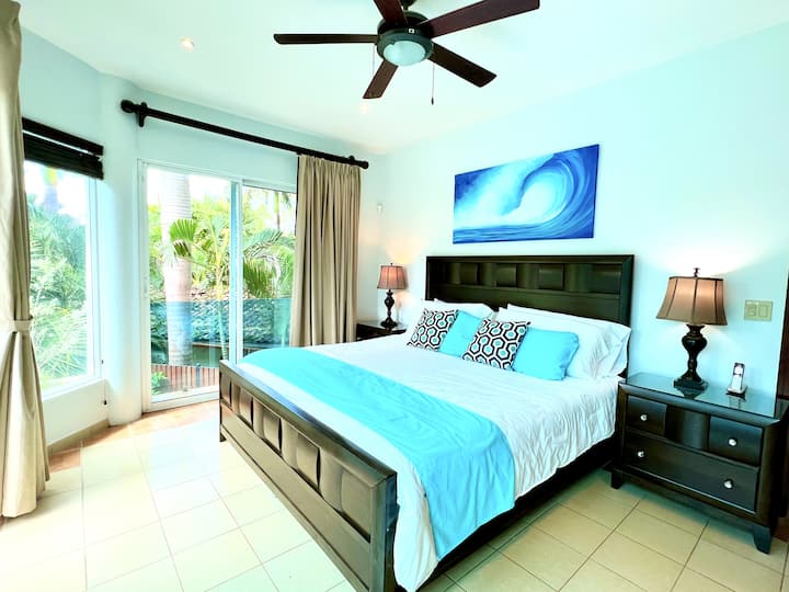 ห้องนอน 1 - เตียงคิงไซส์วิลล่า 1