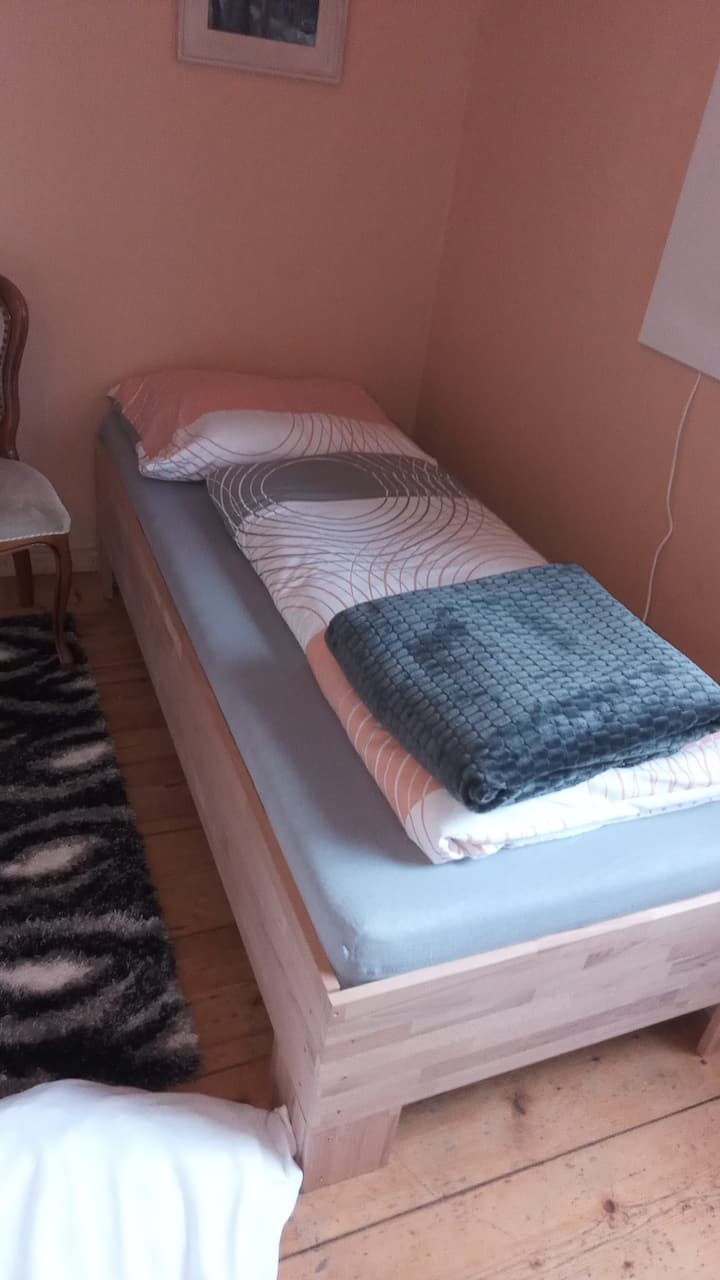 Jednostruki krevet 90x200