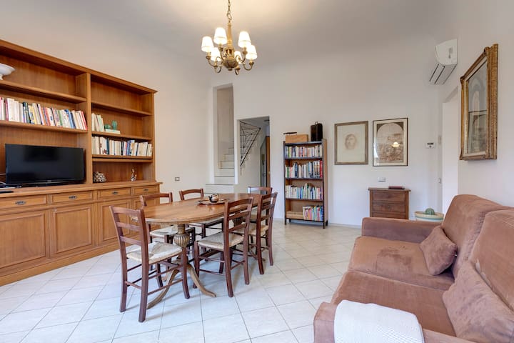 Santa Maria Novella apartment