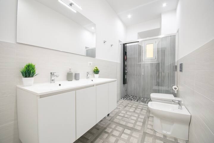 LUXURY APARTMENT A FEW STEP FROM SAN PETER gallery image 4