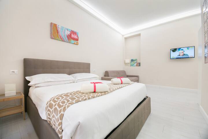 LUXURY APARTMENT A FEW STEP FROM SAN PETER gallery image 3