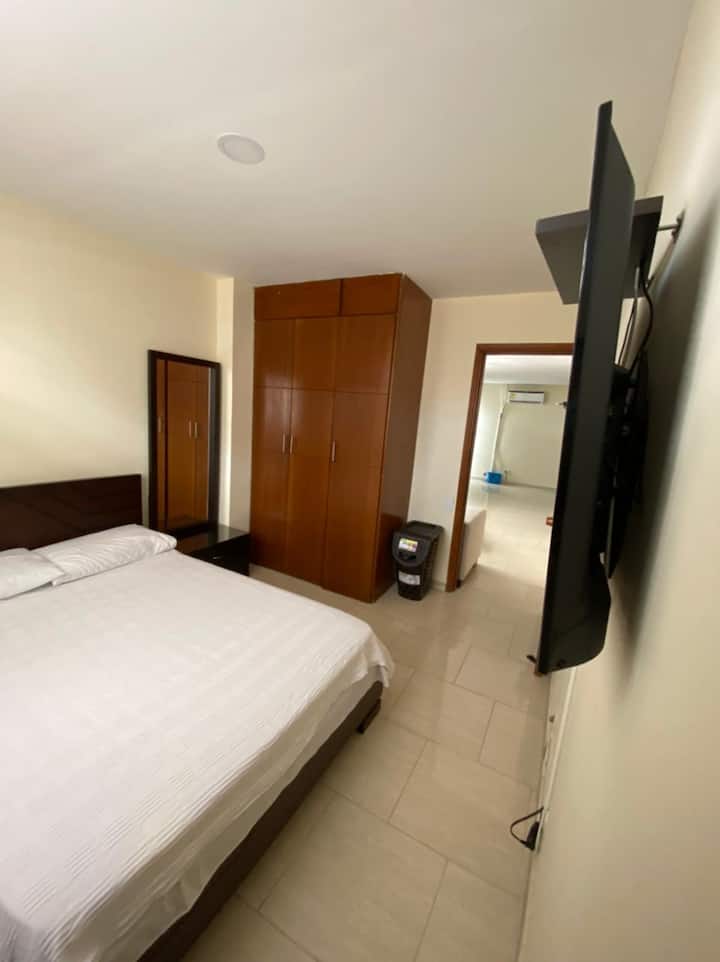 Една от двете двойни спални.