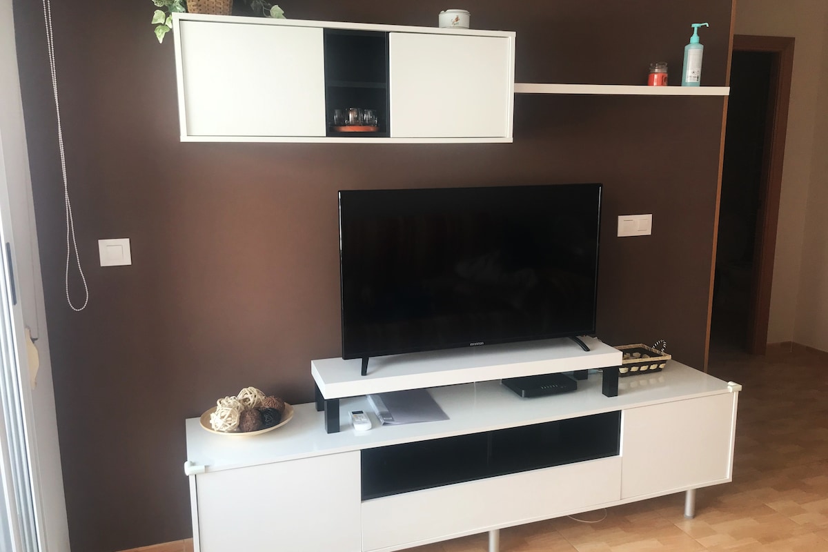 Top Airbnb: Apartment next to the beach à Canet D'en Berenguer