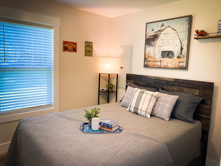 Downstairs Queen Bedroom
