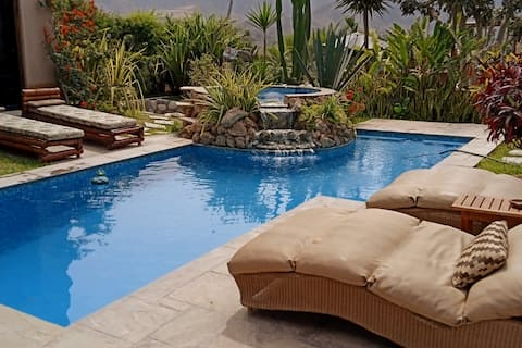 Top performing Airbnb: Bungalows of Azpitia: Capuccino. Camino a Paracas in Santa Cruz De Flores