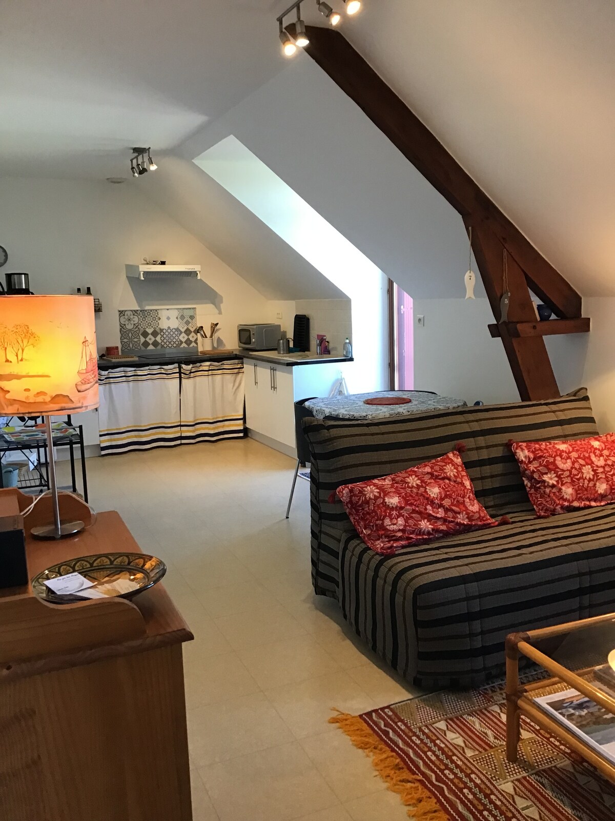 Annonce Airbnb populaire: In the heart of Guérande, apartment and terrace à Guérande