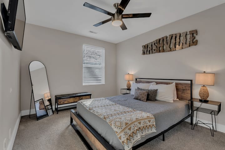 غرفة النوم 1