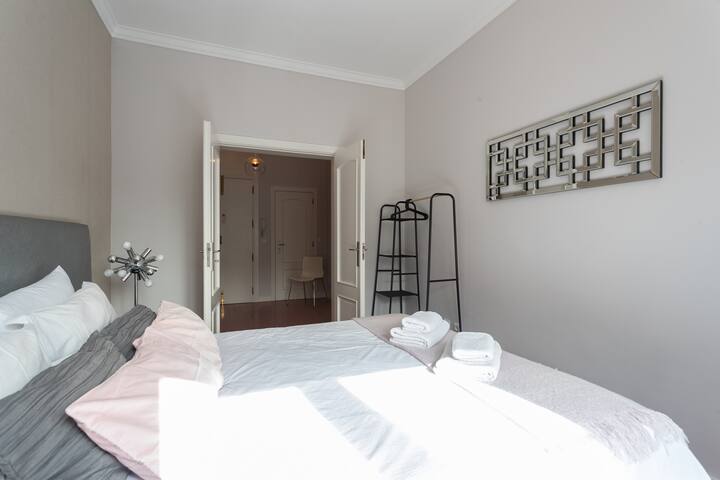 Apartamento Espaçoso e Moderno em Lisboa gallery image 3