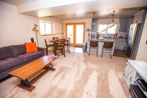 Successful Airbnb property: The Black Forest Estate in Black Forest