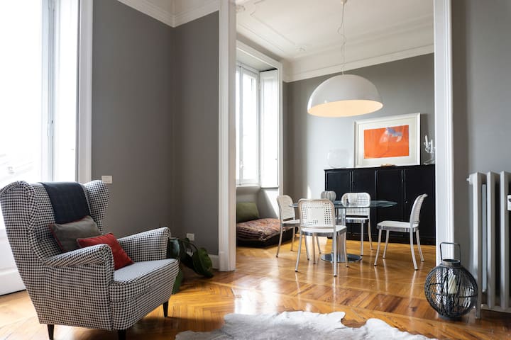 Charming early 900s apartment near Central Station gallery image 2