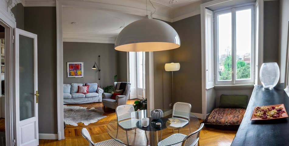 Charming early 900s apartment near Central Station