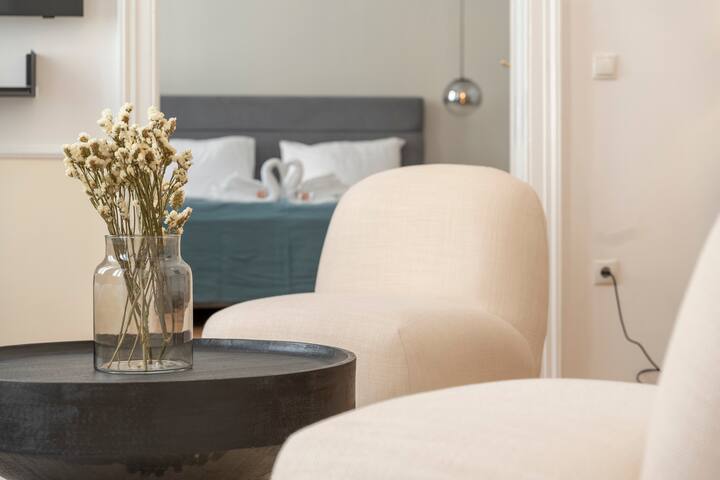 josef’s home | Premium Suite | Quiet & Central gallery image 4