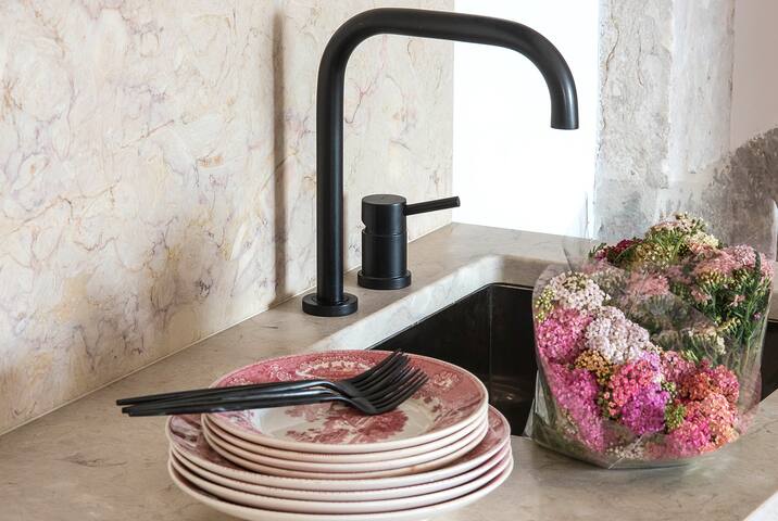 Madalena Orquidea Living 6.1 (6th floor) gallery image 5