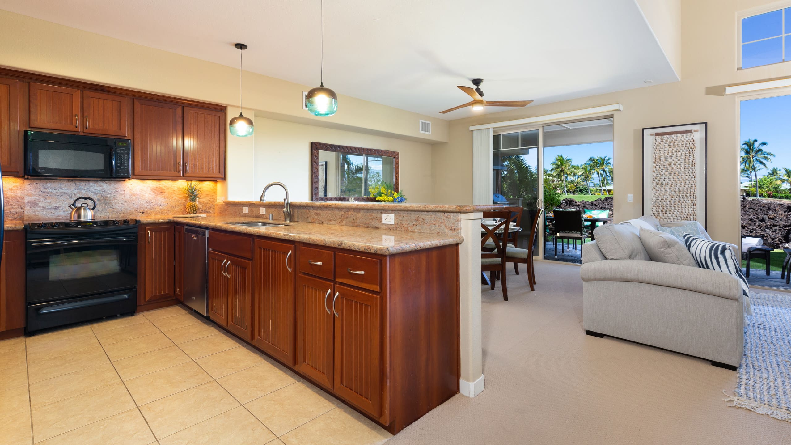 Townhouse in Waimea · ★4.87 · 3 bedrooms · 5 beds · 3 private baths - Image 9