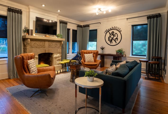 The NashVilla – Hang Your Hat Here!