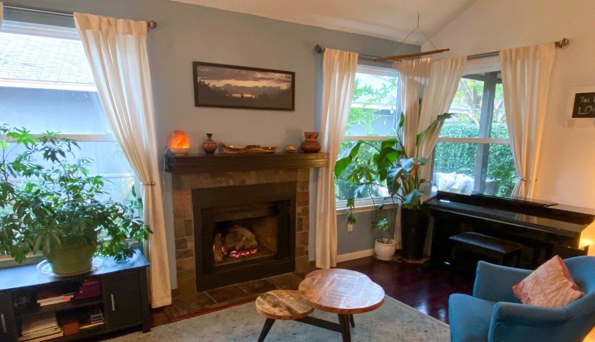 Top Airbnb: Serene, clean, all the amenities in Pleasant Valley