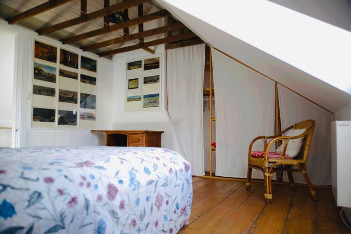 פינת משרד בחדר